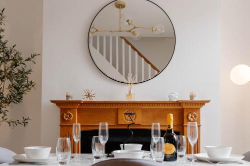 Stylish & Comfortable Modern Getaway photo 32