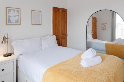 Stylish & Comfortable Modern Getaway photo 16