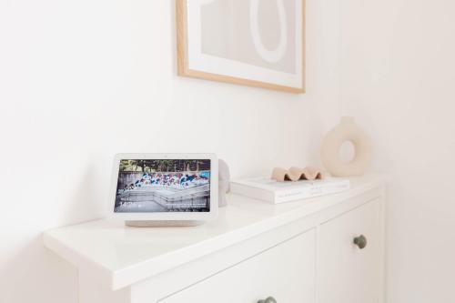Stylish & Comfortable Modern Getaway photo 36