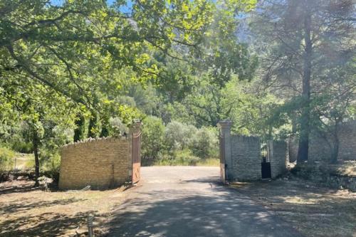 Φωτογραφία από το άλμπουμ του Propriété d'exception au coeur du Luberon σε Robion en Luberon