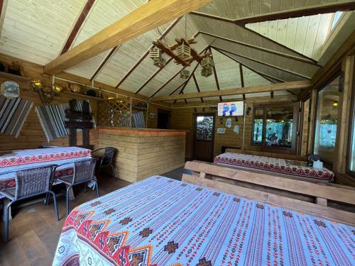 Restoran atau tempat lain untuk makan di Skelia
