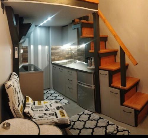 Youth Loft in Ano Poli