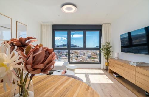 XPCE URBAN MALAGA SKYLINE - Parking Free