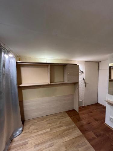 Φωτογραφία από το άλμπουμ του Mirotadze 13, M3 στην Τιφλίδα