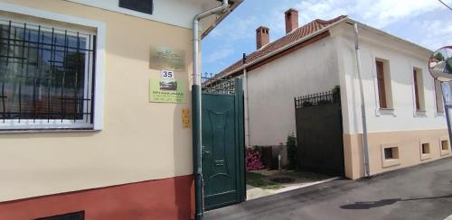 Gecse-Villa 3950 Sárospatak, 35 Kossuth Lajos út kép - 3