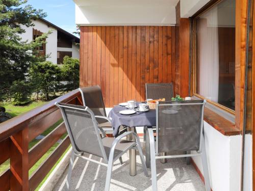 Balkón nebo terasa v ubytování Apartment Vert Pré 2 by Interhome