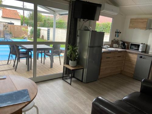 Dapur atau dapur kecil di Swimming's house