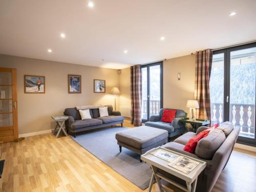 Chalet spacieux 8 pers, proximité centre et remontées - FR-1-676-58