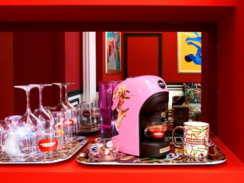 Toiletpaper Living photo 44
