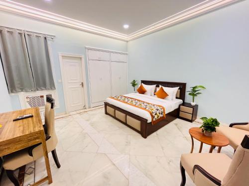 Katil atau katil-katil dalam bilik di Gulmohar Residency, Hauz Khas New Delhi, Couple Friendly