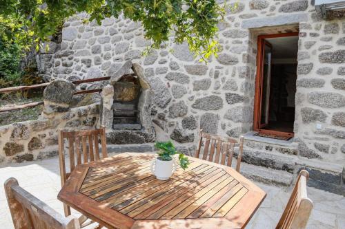Gambar di galeri bagi Casas Vale do Laboreiro di Castro Laboreiro