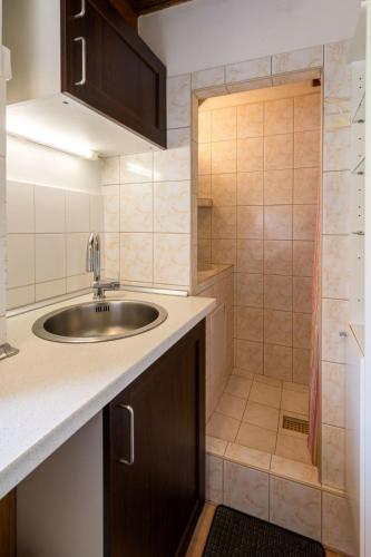 Koupelna v ubytování Holiday Home Hoja 2 by Interhome