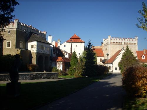 a view of a castle from the road at Hotel Parkán in Prachatice