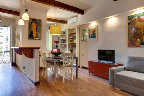 Dimora Ognissanti Apartment by Mamo Florence