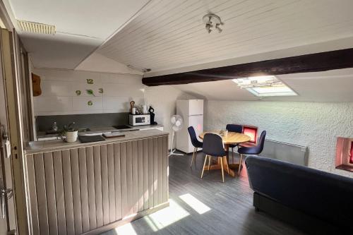 Photo de la galerie de l'établissement Cozy T2 in the heart of Carcassonne, à Carcassonne