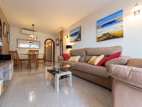 Apartment Ancora Miramar by Interhome