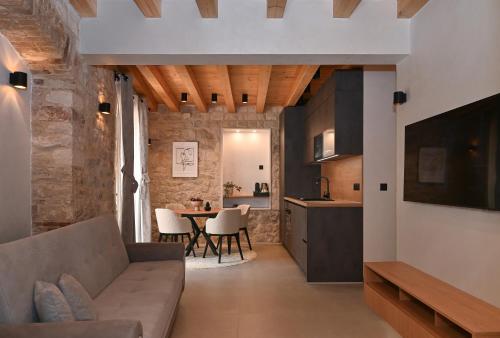 Milan Luxury Suites