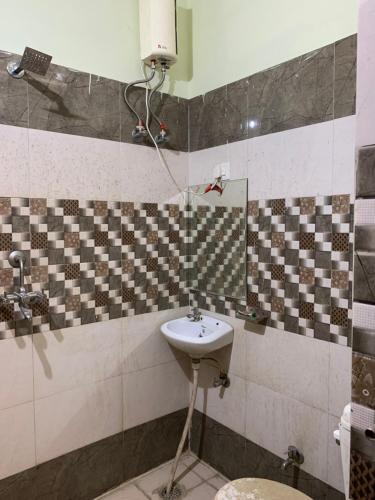Bilik mandi di Khalsa boys residency