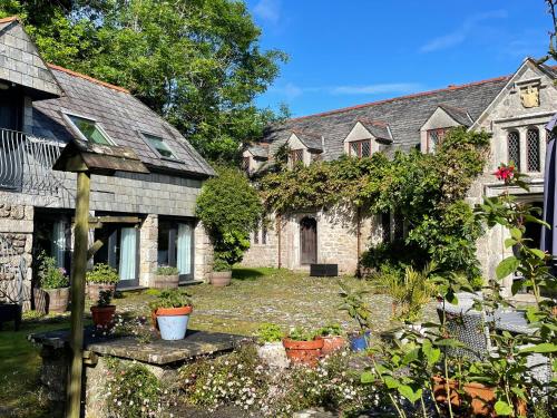 Gallery image of The Coach House in Par