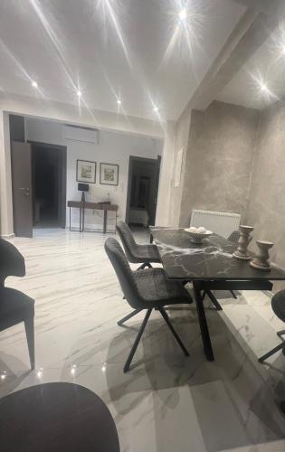 Χώρος καθιστικού στο Seafront Lux Apartment