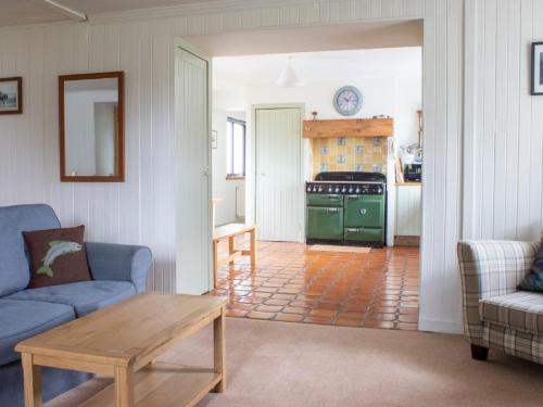 Η κουζίνα ή μικρή κουζίνα στο Holiday Home Ploughman by Interhome
