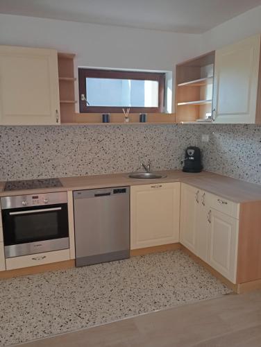 Dapur atau dapur kecil di House Daniela