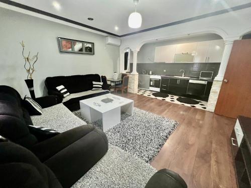 Gallery image of LuxuryHome Ulcinj 1 in Ulcinj