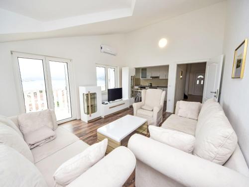 Apartment Villa Nonie by Interhome