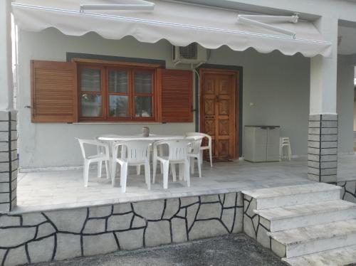 Μπαλκόνι ή βεράντα στο Ariana's apartment