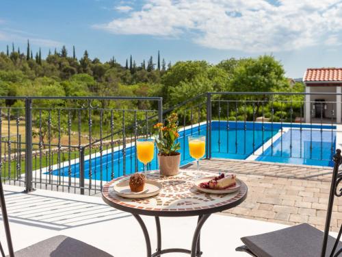 Holiday Home Villa di Pietra by Interhome