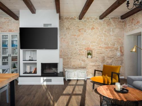 Holiday Home Villa di Pietra by Interhome