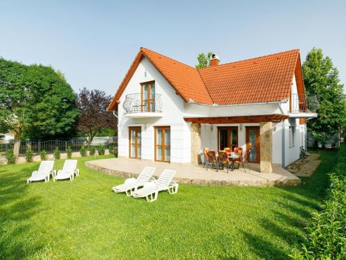 Holiday Home Lavender by Interhome