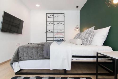 BlueBay Oasis Deluxe Apartment