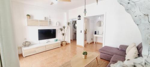 BEACH HOUSE AGUILAS - Excelente Ubicacion!! Centro con Vistas Playa Delicias con Aire