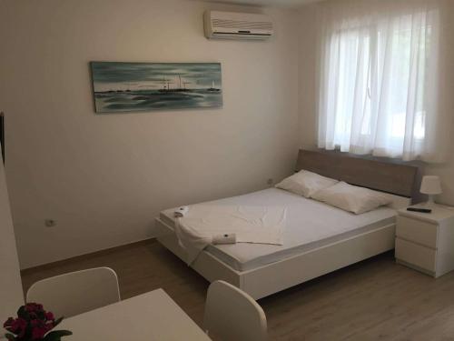 Apartments with parking space Novalja - Pag - 23367