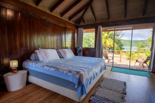 Bora Bora bungalow photo 2
