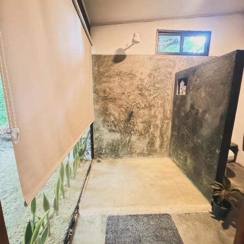 a room that is being remodeled at Deer Houses Cabuya in Cabuya