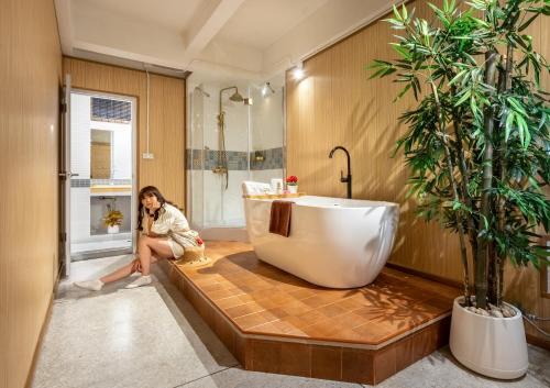 Bilik mandi di SHIN Hotel Chinatown