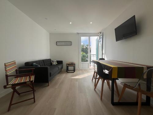 Appartement rénové proche Digue Sainte-Barbe à Saint-Jean-de-Luz avec parking gratuit - FR-1-239-1073