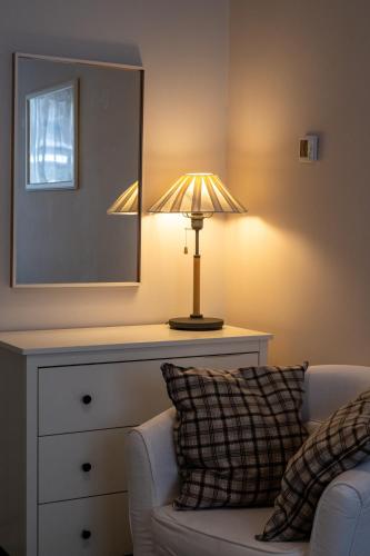 Кровать или кровати в номере Angelinas Quarters - Kalamata Mediterranean Villas