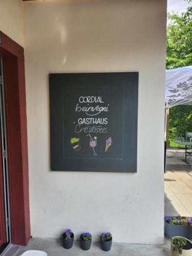 フリムスにあるGasthaus Crestaseeのギャラリーの写真