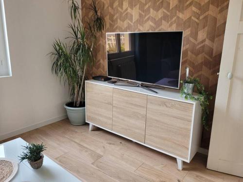 Μια τηλεόραση ή/και κέντρο ψυχαγωγίας στο La petite maison