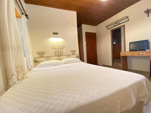 Кровать или кровати в номере Medusa House Butik Hotel