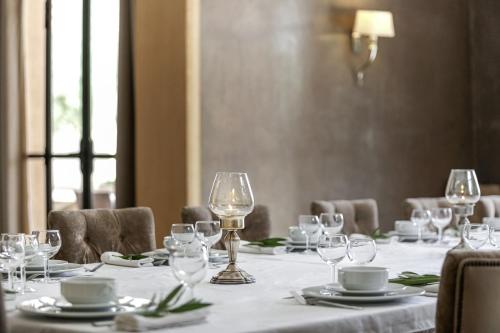 Minuman di Mexance Villa with large hosting capacity, private heated pool, Fitness and SPA
