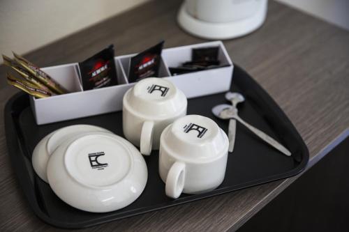 Toongabbie Hotelにあるコーヒーまたはお茶