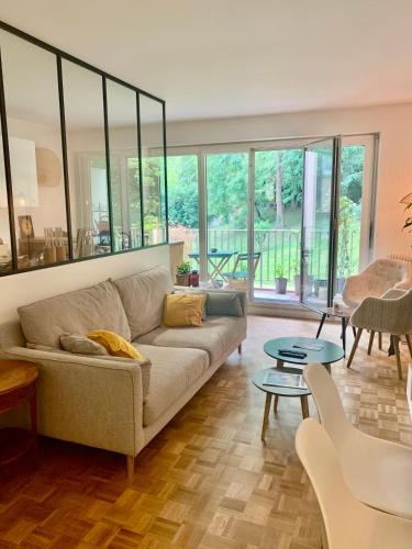 Appartement rénové en bordure de forêt