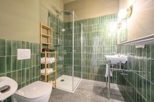 Un baño de Palais Palffy Suits