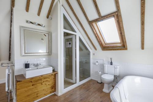 Koupelna v ubytování Finest Retreats - Pittodrie Guest House - Apartment 6