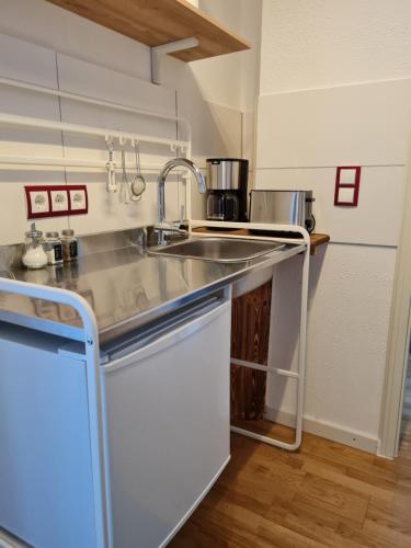 Dapur atau dapur kecil di Apartments Harmsstraße 13
