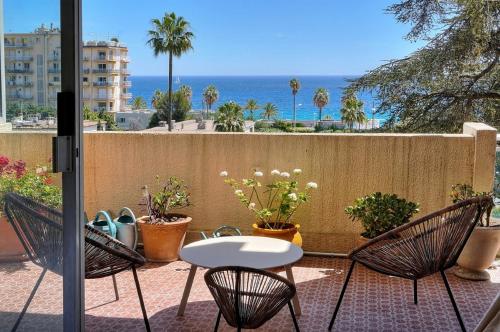 Somptueux 2 chambres vue MER, TERRASSE, PARKING A2B232